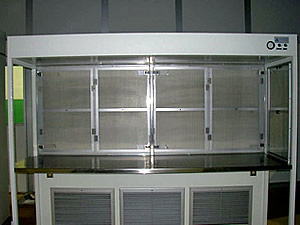 Horizontal Flow Workstations